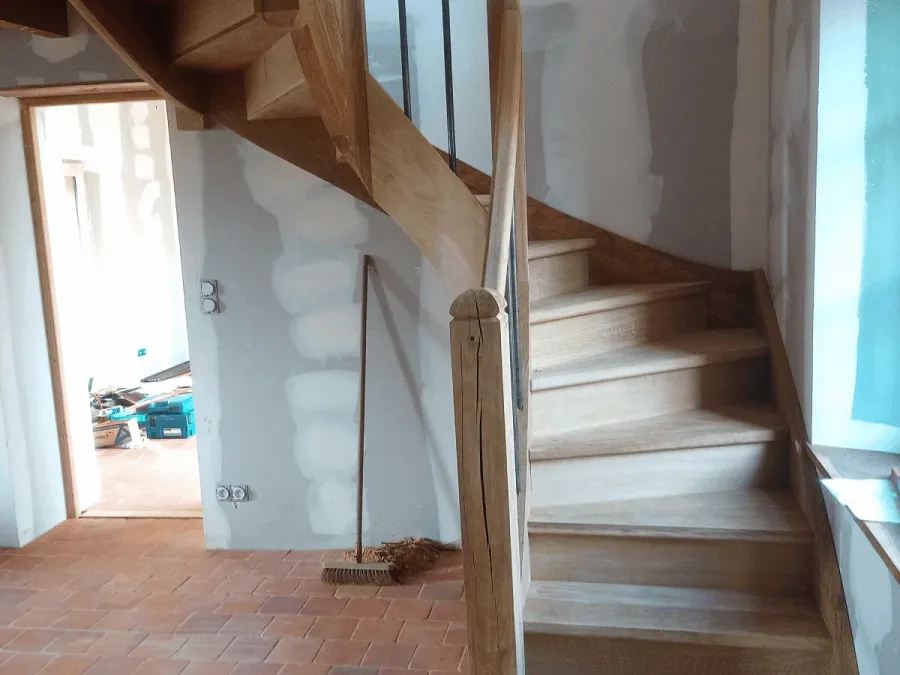 Escalier chêne massif